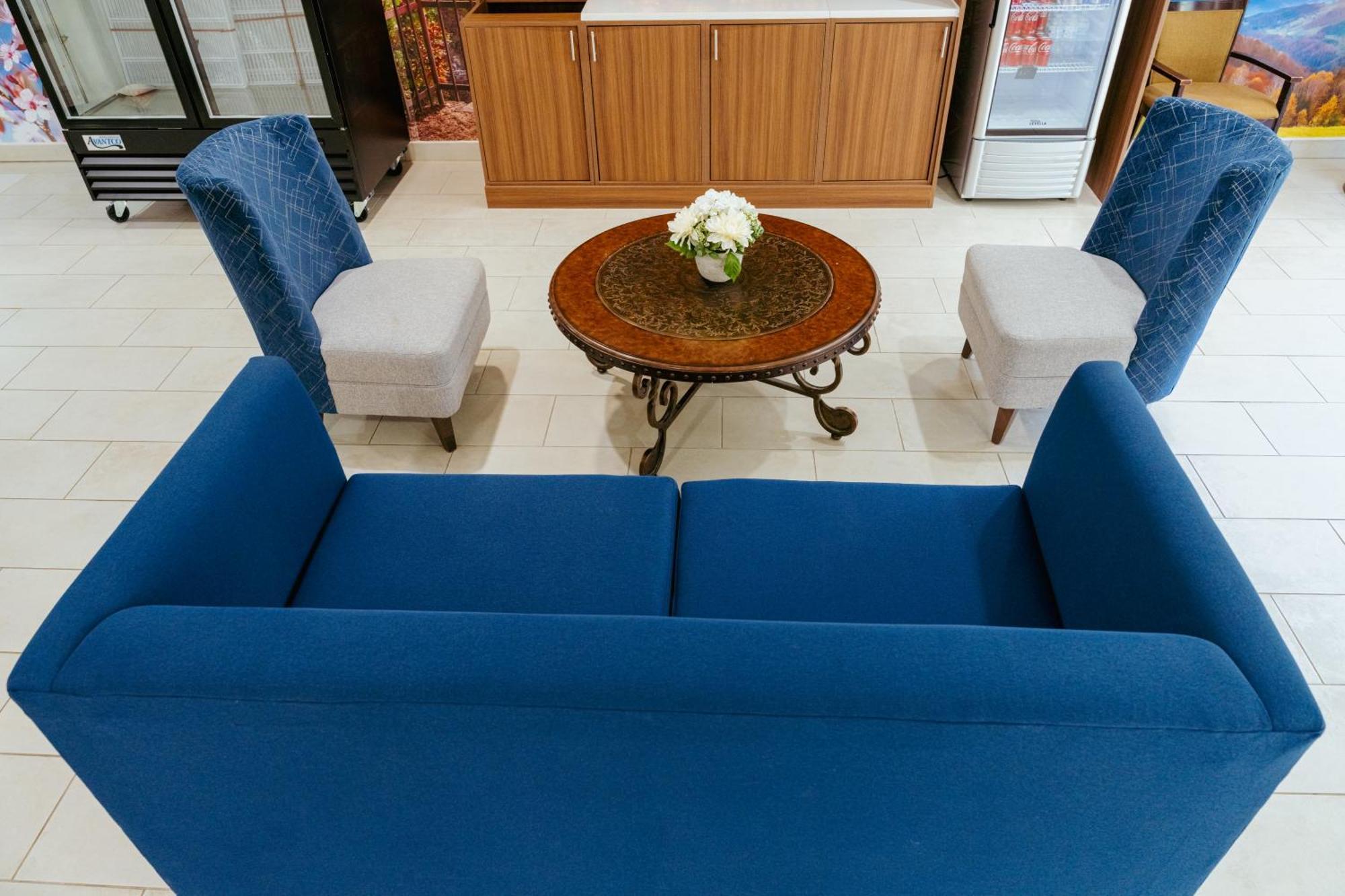 Clarion Pointe-Dillard Near Blue Ridge Mountains Hotel Екстериор снимка